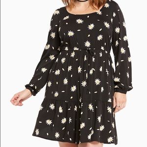 Torrid daisy print dress